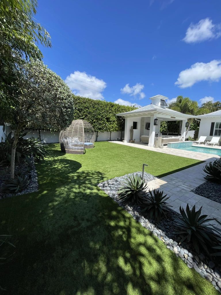 boynton-beach-cleaning-services-for-synthetic-lawns